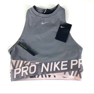 🏋️‍♀️NWT Nike Pro Intertwist Crop top